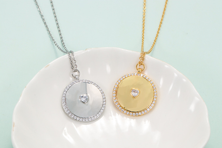Necklace Classification Wedding, Travel Occasion Simple Micro-encrusted Zircon Heart Pendant Copper Necklace Wholesale