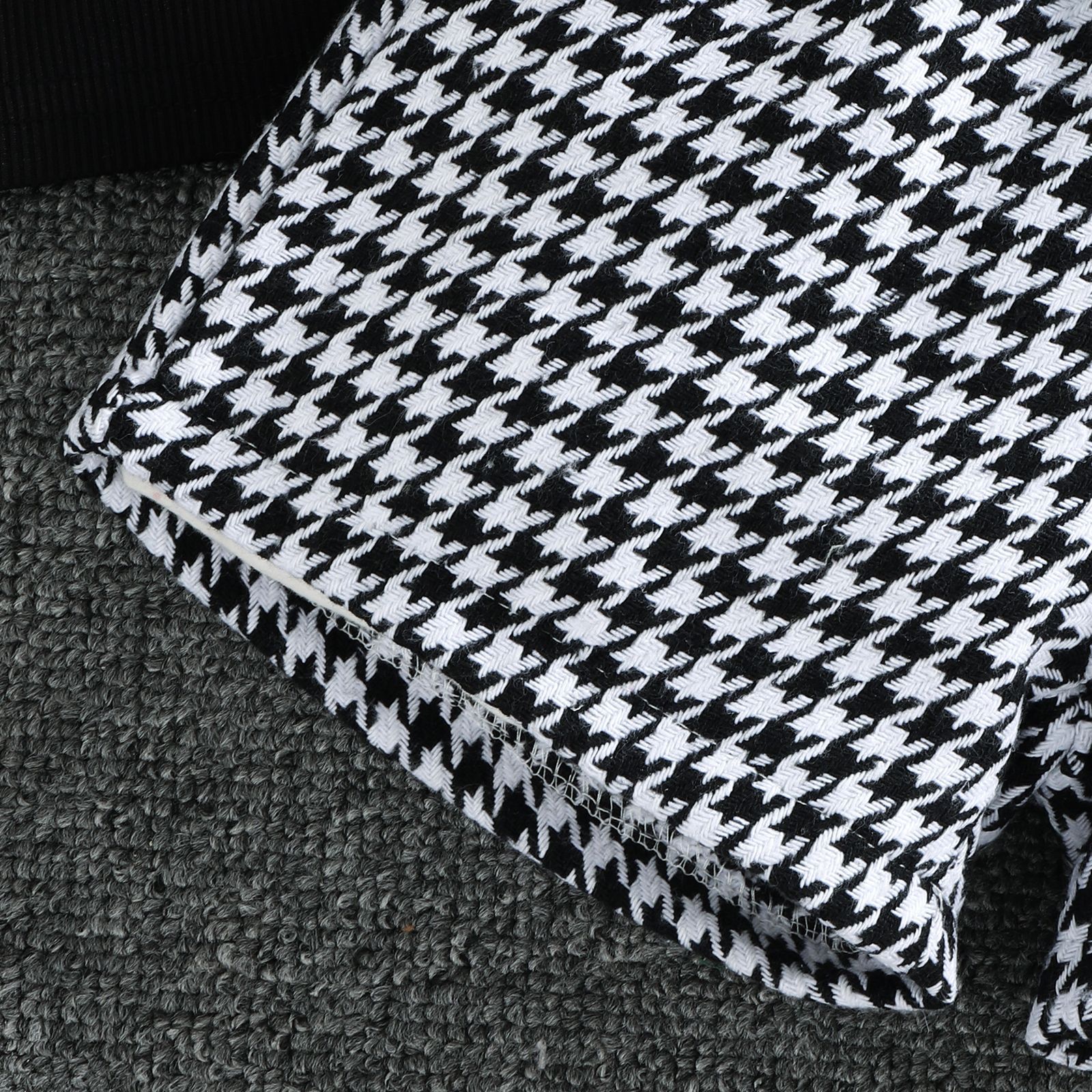 Treasure salary children's clothing autumn high collar ruffle design long sleeved bird pattern shorts with belt set_voghion.com