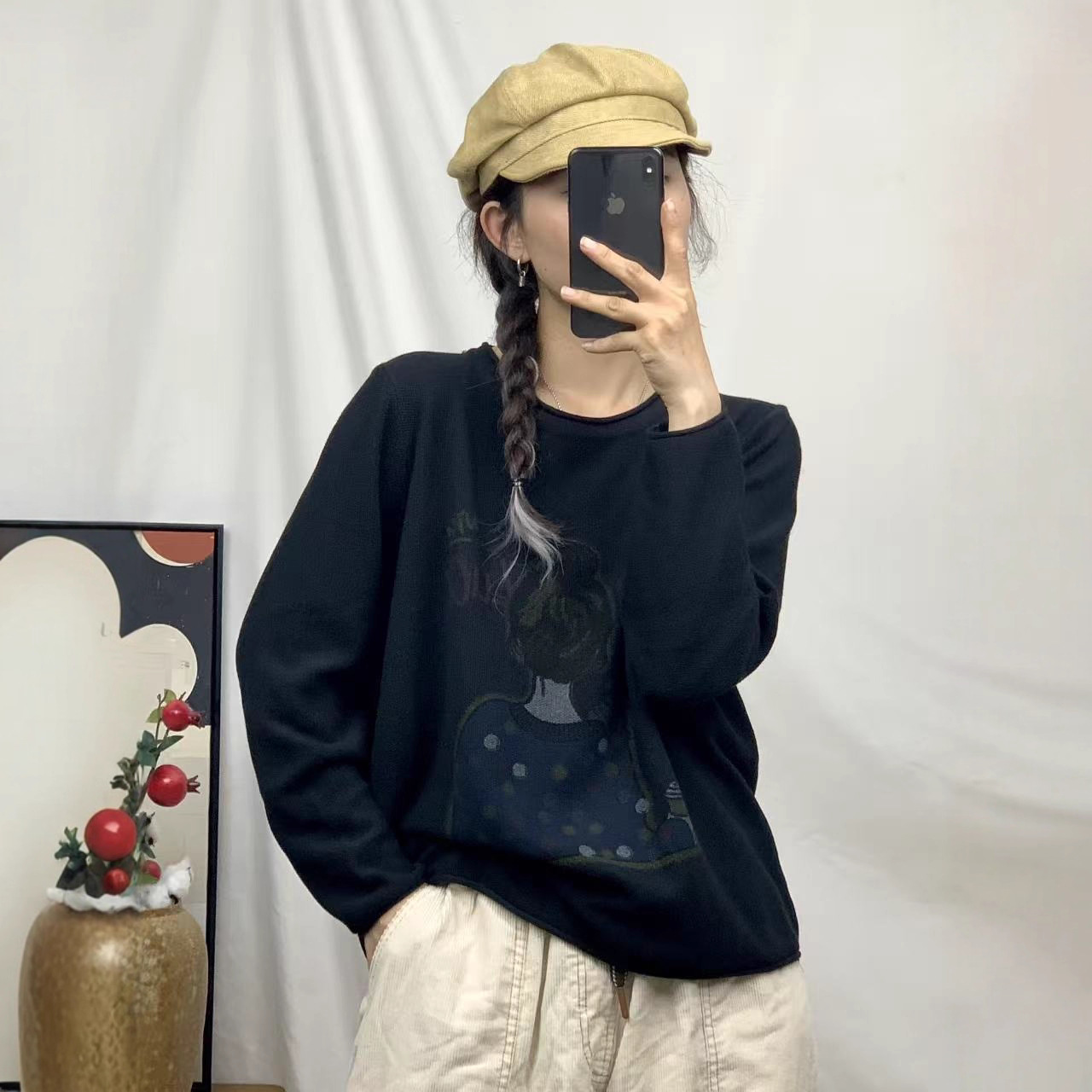 2025秋季新款 复古女孩印花做旧针织毛衣 宽松圆领套头厚毛衣女款