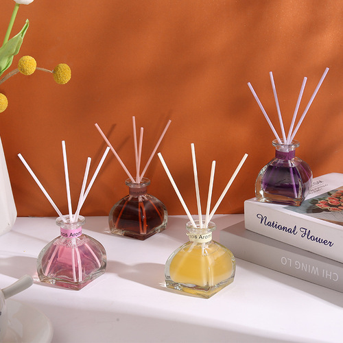 Fire-free aromatherapy air freshener aromatic bedroom home long-lasting bathroom toilet diffuser souvenir 50ml