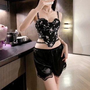 �Ըе������������������ͶǶ���ɫС�黨�̿����~������Ů����