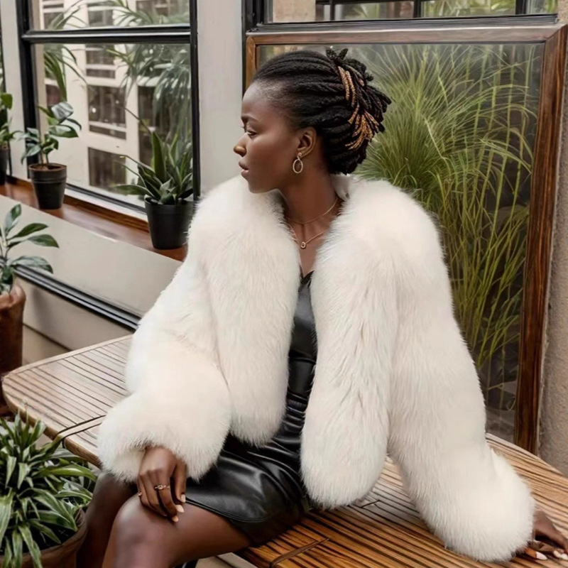 Aliexpress Hot-Selling Fluffy Fox Fur Coat for Women, Thickened Short Style, European and American Faux Fur White Plush Jacket