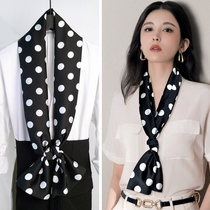 블랙 28 검은 배경 흰색 점