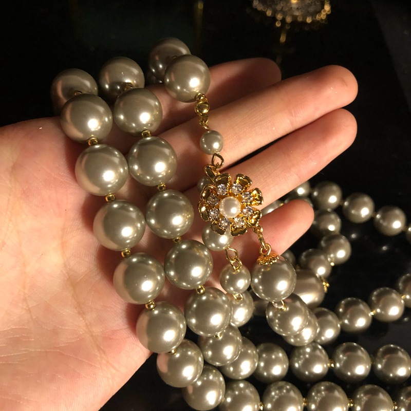 Collana lunga vintage stile western con perla barocca e vetro_voghion.com