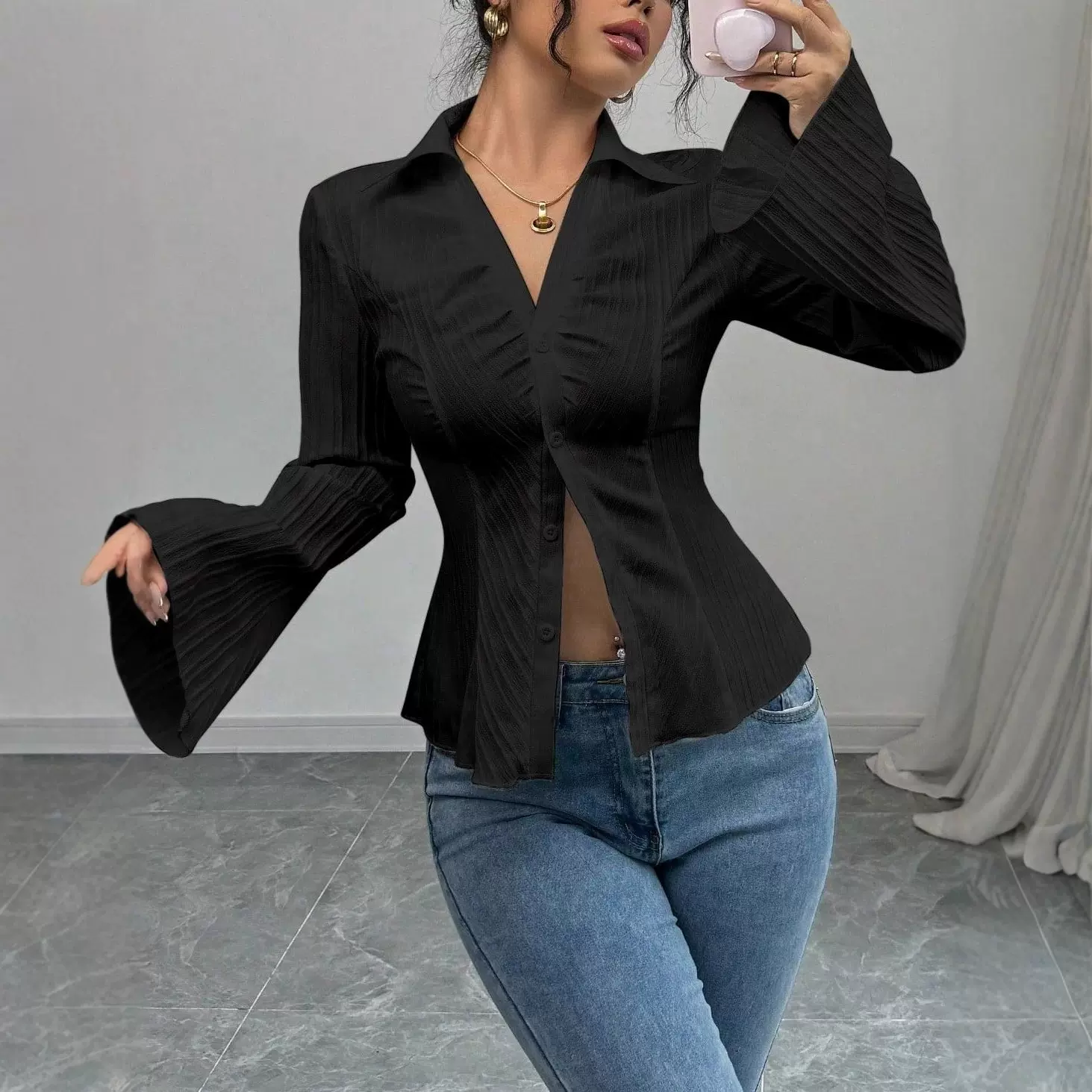 2025欧美春夏新款跨境外贸欧码女士优雅V领单排扣纯色条纹衬衫