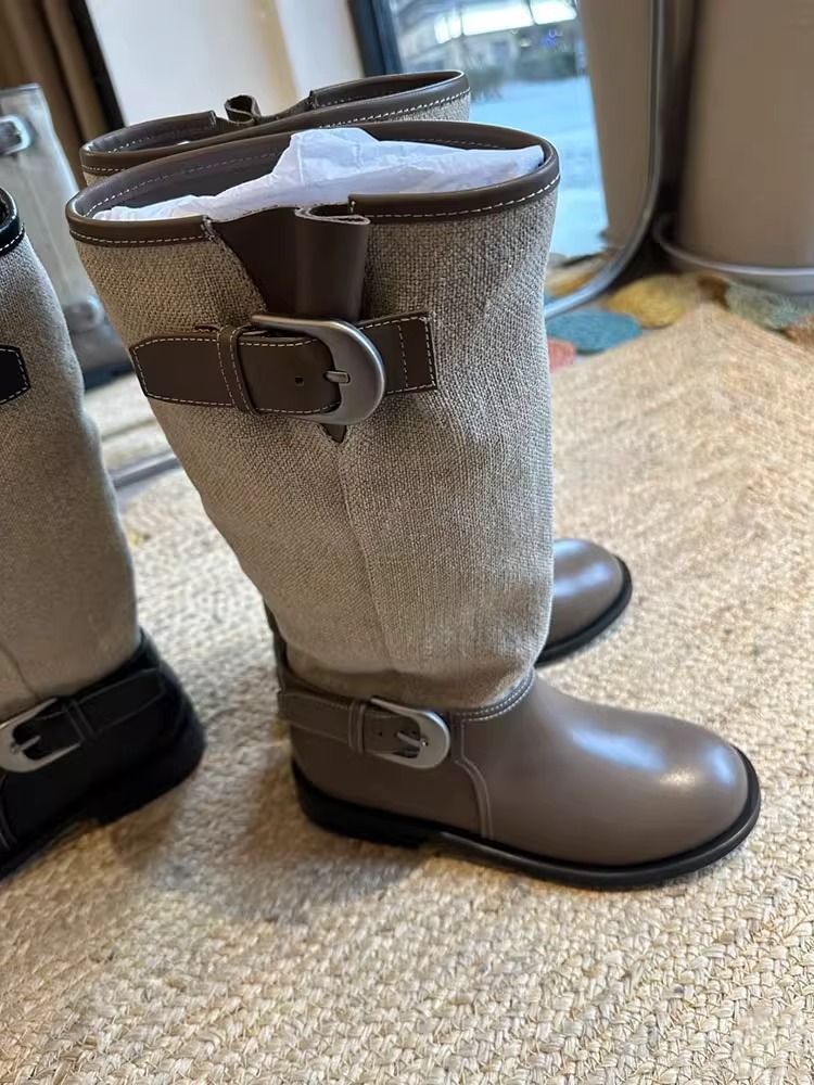 Botas altas de senhora em pele de vaca estilo britânico_voghion.com