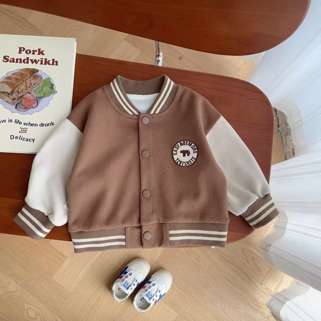 Spring and autumn standard bear baseball uniform-coffee