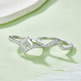 S925银镀18K白金公主方套戒莫桑钻女戒5.5mm/1.0CT