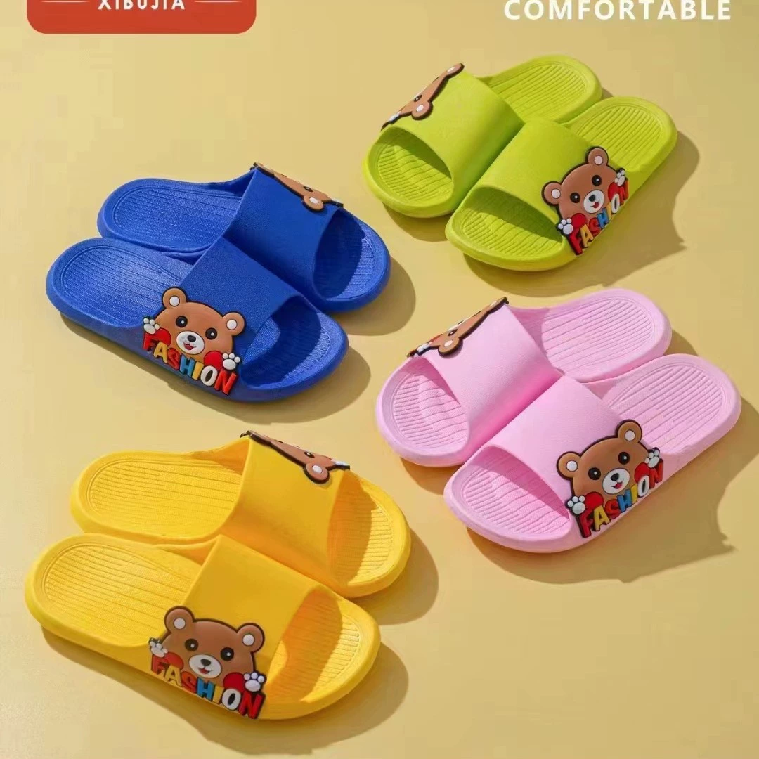 [Нескользящее мягкое дно] тапочки для взрослых родителей и детей, летние тапочки для мальчиков и девочек, ванная комната, милая домашняя обувь с героями мультфильмов