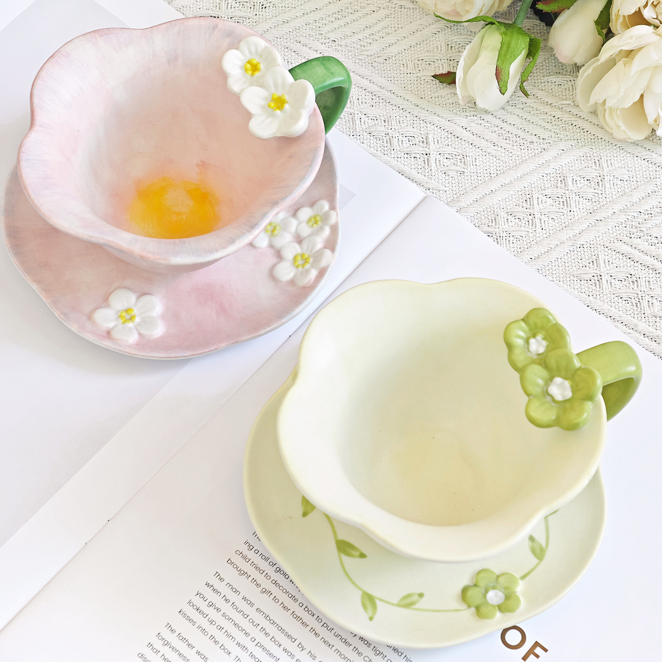 Hand Painted Ceramic Coffee Cup And Saucer Set For Tea Time_voghion.com