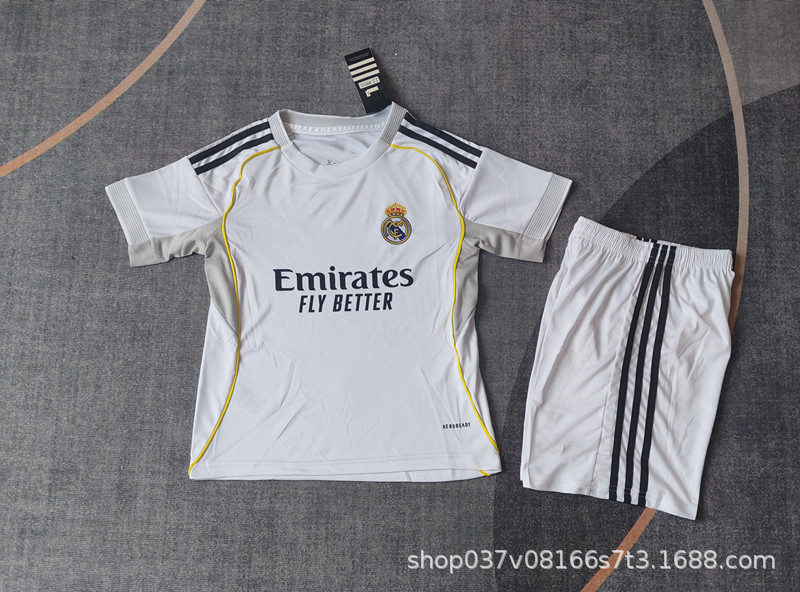 2526 레알 마드리드 홈 코트