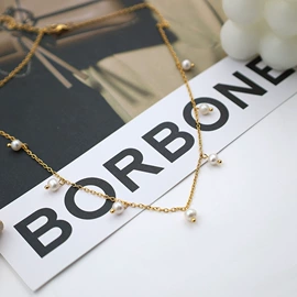 项链;耳环;戒指