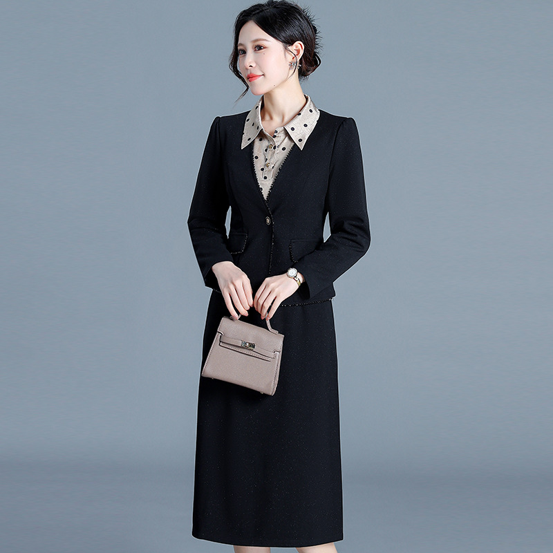 2025年秋季新款大码波点两件套连衣裙女气质修身拼接中年妈妈裙子