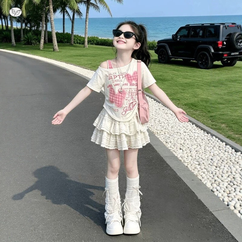 Girls' Summer Sweet Outfit 2026 New Style for Older Children: Off-Shoulder Butterfly T-Shirt with Lace Trim and Cake Skirt