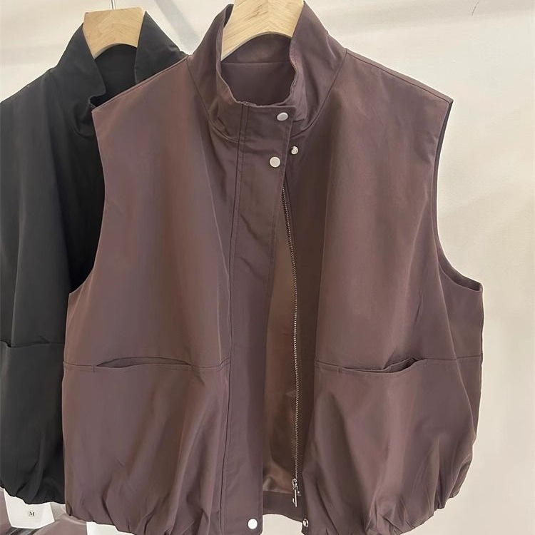 Gilet de travail court et simple de style européen GraceChic pour femme, collection automne 2025, coupe ample et décontractée._voghion.com