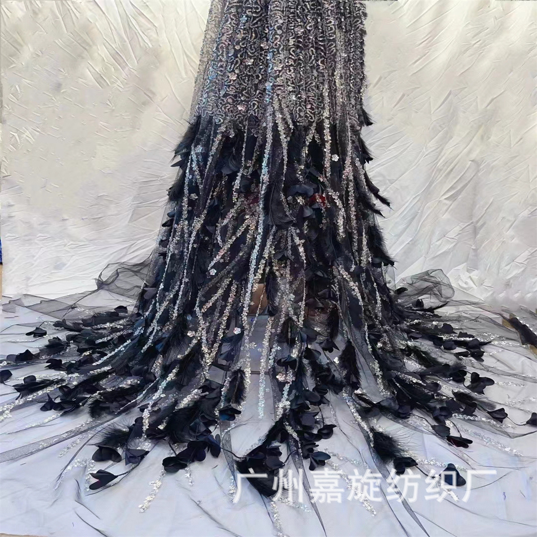 Europa y América manuales cuentas de plumas bordadas flores tridimensionales vestido de boda vestido de noche tela bordada esquinilla vestido de desfile tela