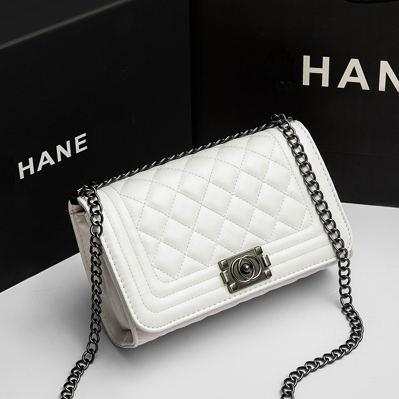 Bolso de las mujeres Nuevo 2024 Chanel estilo rombo cadena bolsa de Internet de la celebridad simple bolsa de mensajero del hombro ocasional pequeña bolsa cuadrada