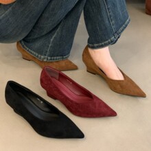 2025新款晚晚法式绒面浅口小红鞋平底单鞋女复古简约温柔配裙子通