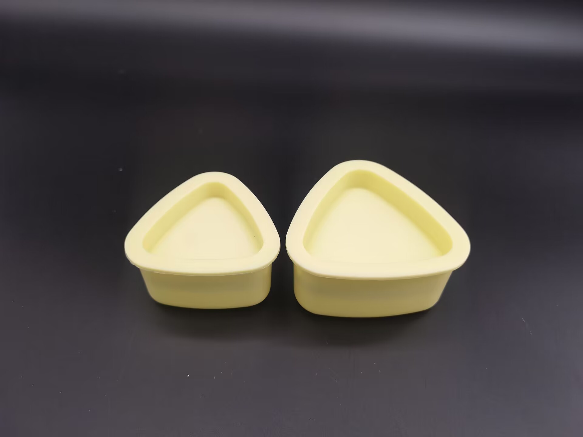 Japanese triangular children's mold for commercial use