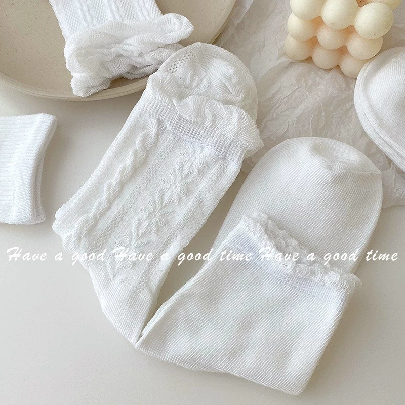 Base socks, South Korean colored breathable goods, mid-length