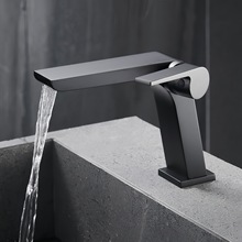 �Wʽ����ɫ�ٲ�����ˮ���^�l���gԡ�ҙ��������ȫ�~ϴĘ��ˮ���^