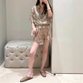 清爽显白减龄好穿鱼骨纹连体裤2026新款潮流真丝短袖翻领连体短裤
