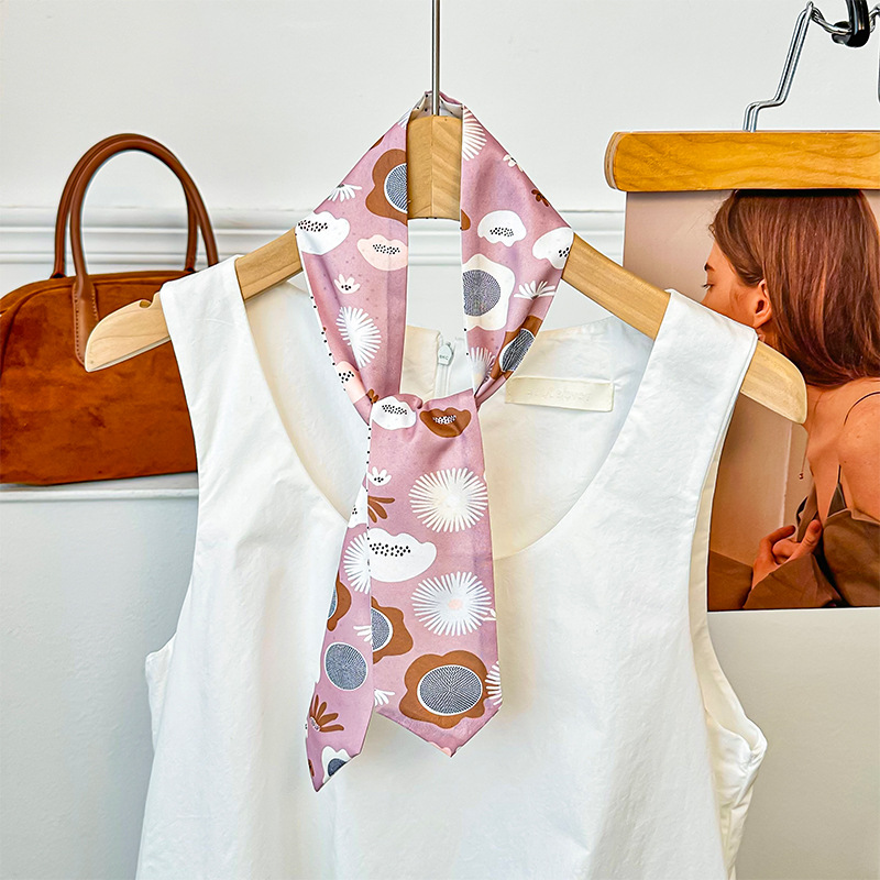 Bufanda de seda Sentido de alta calidad Nuevo estilo estilo nacional Cinturón para el cabello Bolso multifunción de flores con cinta decorativa Bufanda Cinturón de cintura