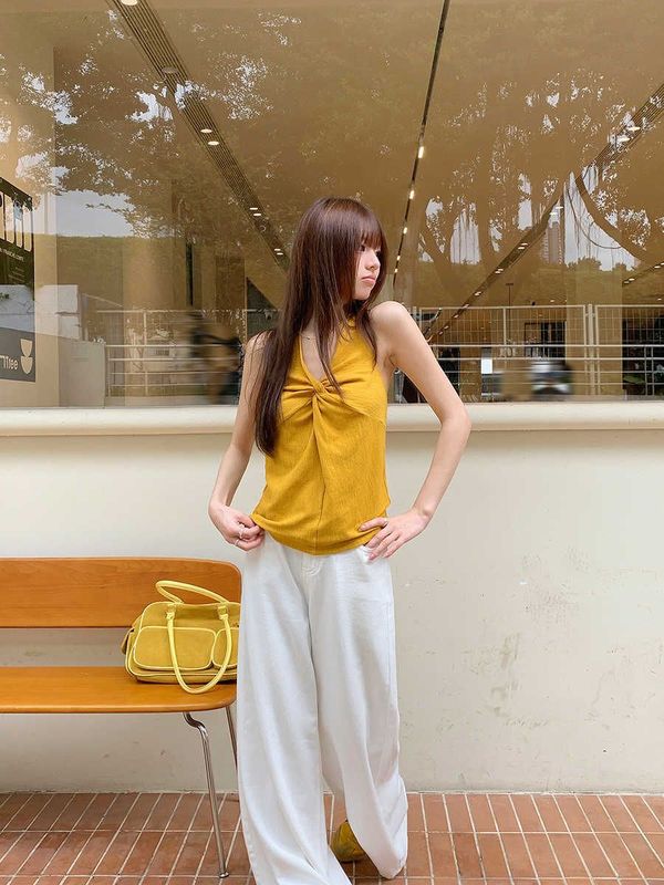 法式辣妹v领挂脖针织刺绣露背背心女夏外穿多巴胺显白柠檬黄上衣|undefined