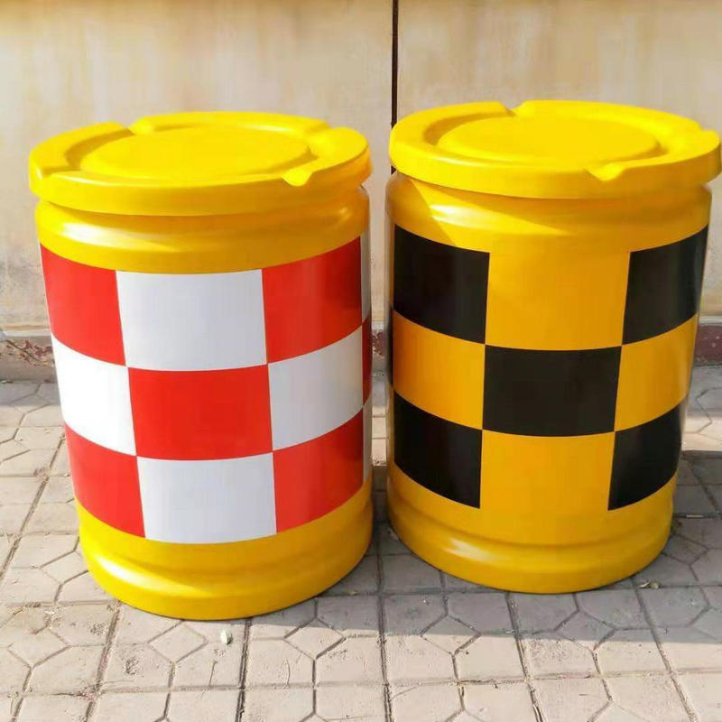 Rotational Molded Round Crash Barrels, Road Warning Crash Prevention Facilities, Traffic Safety Protection Isolation Piers, Crazy Purchase
