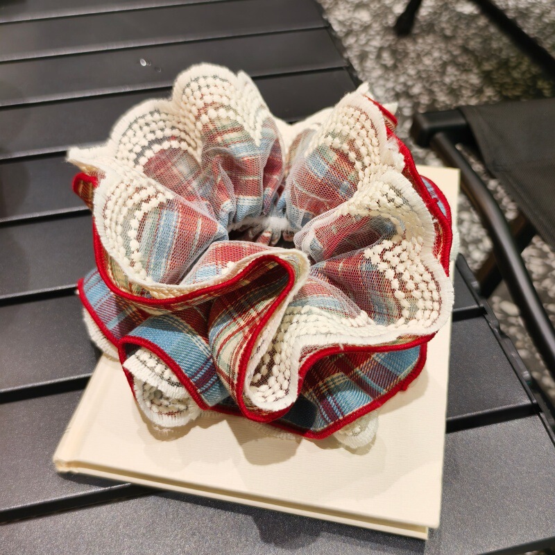 Academy-Style Color-Blocked Plaid Scrunchie with Lace Design, New Autumn and Winter Hair Tie for Bun Hairstyles