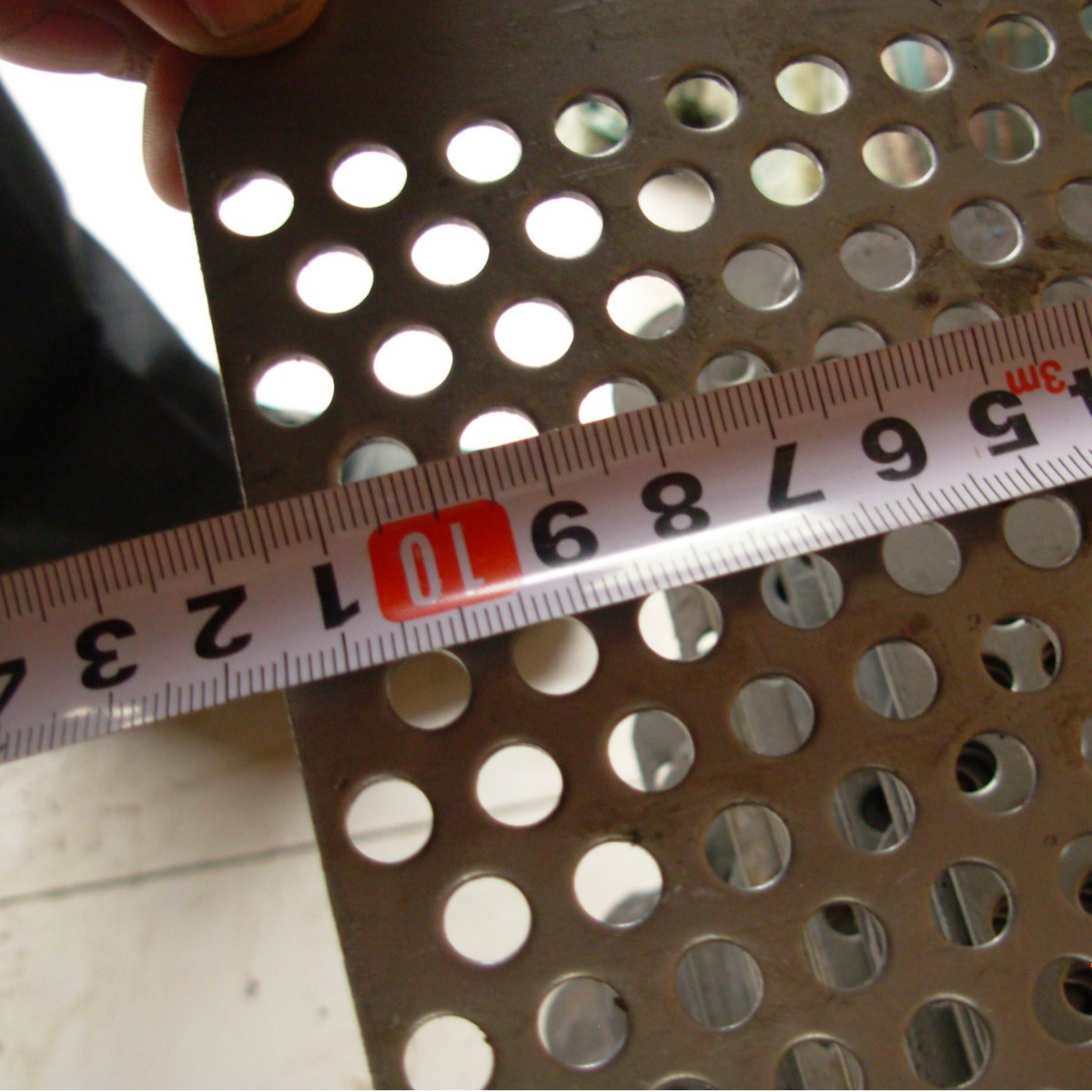 供应优质冲孔网 007冲孔网板 冲圆孔网板 冲孔音响网 冲孔筛网