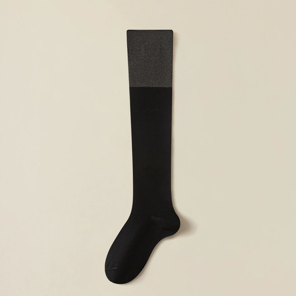 Pressure over the knee black