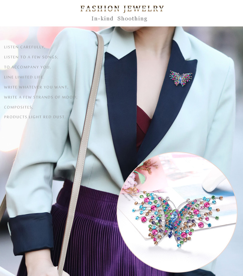 Wholesale New Retro Color Rhinestone Butterfly Brooch Nihaojewelry display picture 7