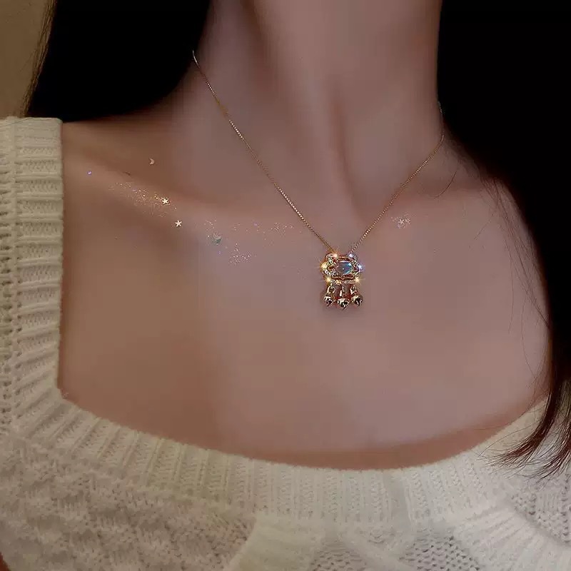 Ventas al por mayor en caliente nuevo collar de bloqueo de seguridad chino estilo antiguo femenino estilo de alta calidad collar tejido a mano estilo nacional personalidad