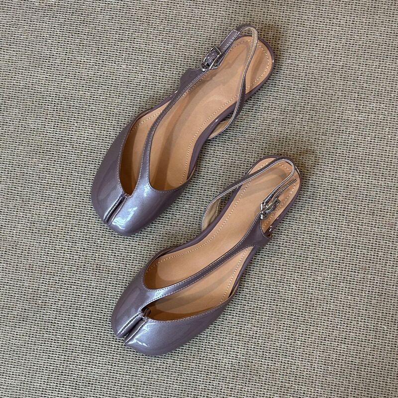 Soft Leather Version~Simple Split-Toe Closed-Toe Sandals with Backless Ankle Strap, French Retro Pig's Hoof Flat Roman Sandals