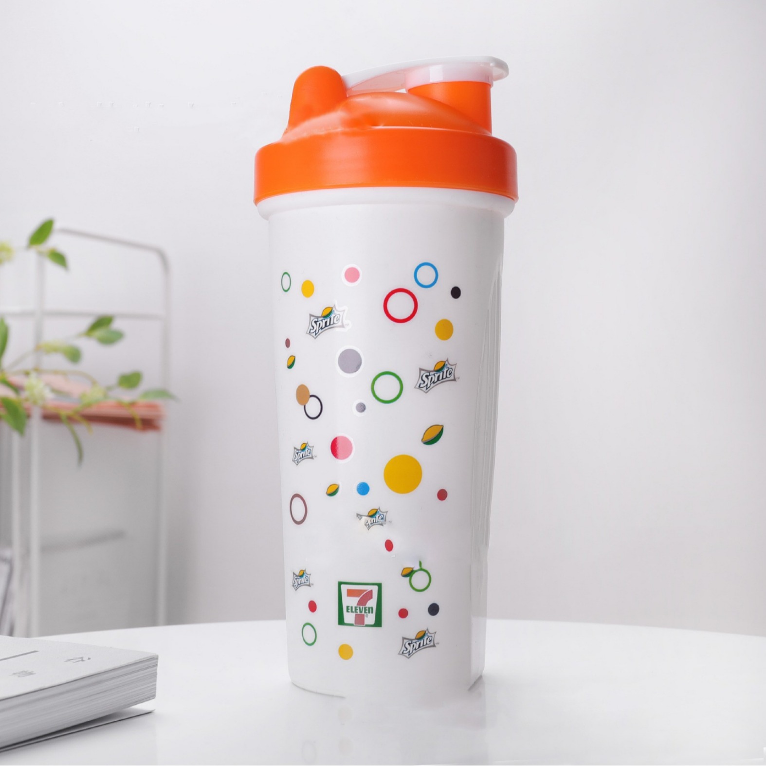 En stock al por mayor 600ml deportes batido Copa de fitness taza batido de leche taza proteína en polvo batido taza de mezcla taza de impresión logo