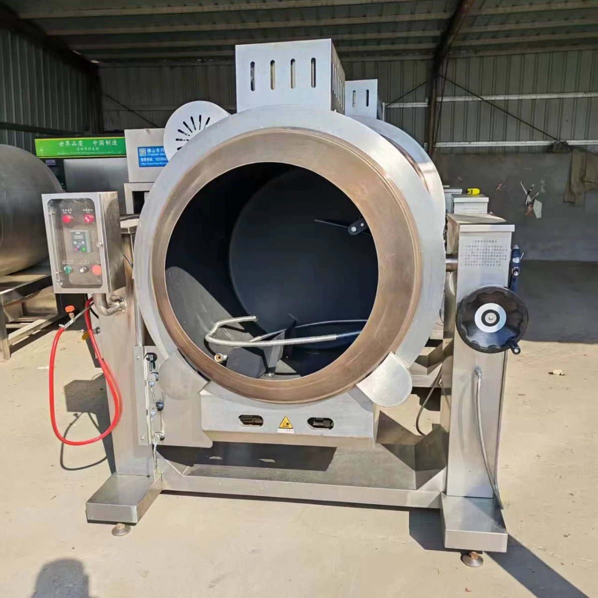 Переработка оборудования для пищевой и гостиничной промышленности, электроприборов для приготовления пищи и коммерческих кухонных машин из вторичного сырья