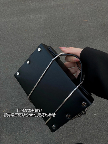 2024 early autumn new niche ins black bag women's versatile small variance shoulder bag crossbody bag Cambridge bag