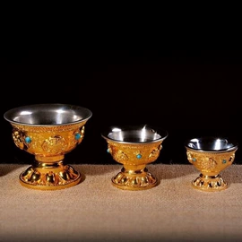 宗教法器;金属工艺品;香炉