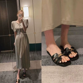女式T恤;连衣裙;半身裙