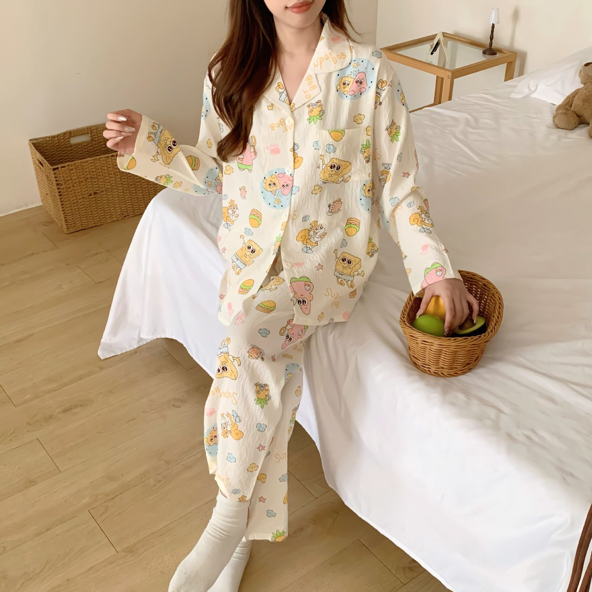 Al por mayor transfronterizo nuevo pijama de mujer pantalones de manga larga nubes de algodón lindos dibujos animados estudiantes cardigan con solapa cubierta de ropa para el hogar