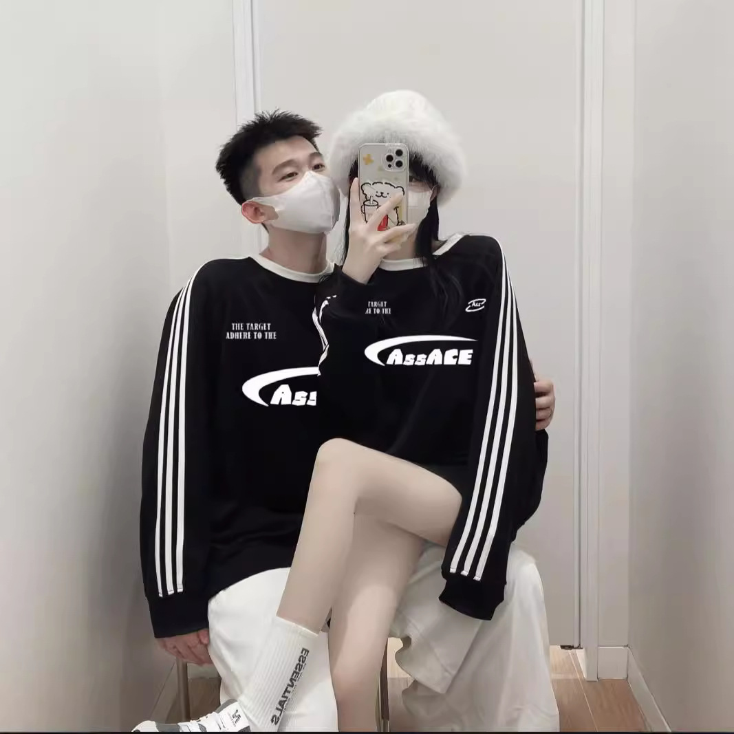 ASSACE 아메리칸 스타일 3 바 스트라이프 크루 넥 스웨트 가을과 겨울 레트로 스포츠 커플 패션 브랜드 RAGLAN UNI 루즈 남성과 여성