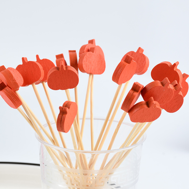 Pasta de fruta de calabaza desechable horquilla de fruta dibujos animados palillos de dientes bocadillos palillos de dientes artísticos palillos de bambú al por mayor