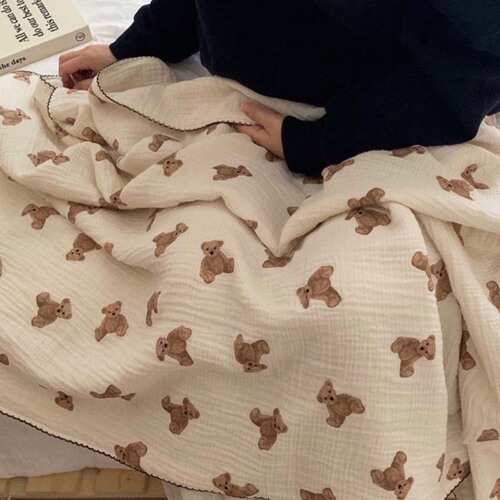 ins bear double-layer cotton gauze quilt baby cotton blanket summer air-conditioned quilt kindergarten lunch break blanket
