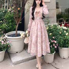法式甜美碎花长袖连衣裙女秋季感气质长裙收腰温柔风仙女裙子