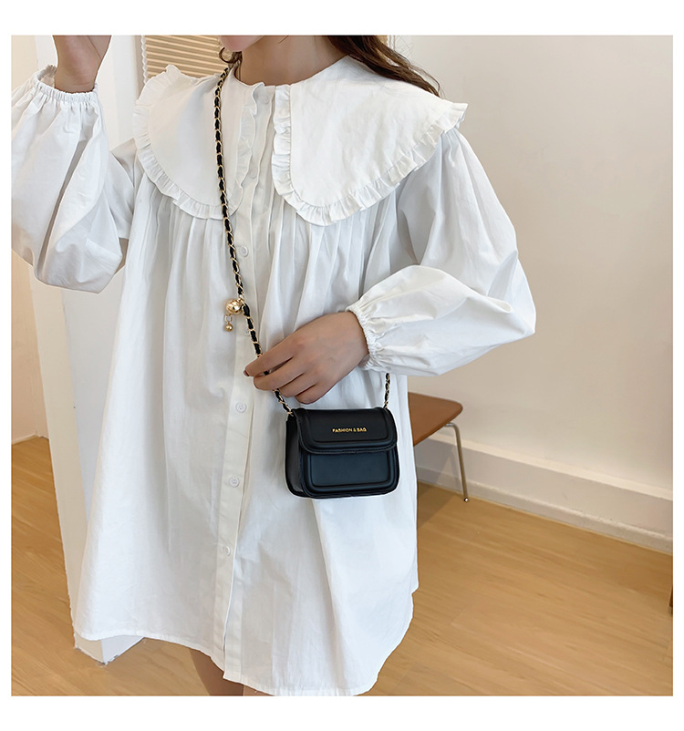 Kadınlar için yeni mini küçük çanta yaz 2024 yeni moda zincir cep telefonu çantası bu yılın tek omuz çapraz askılı küçük kare çanta_voghion.com