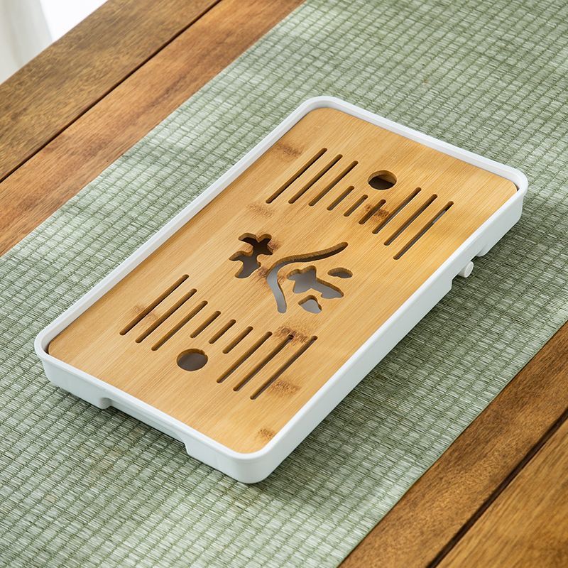 흰색 배경에 길이 31cm, 폭 18cm의 천연 차 트레이