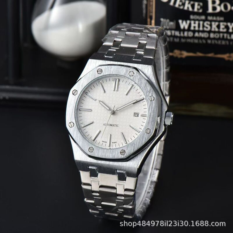 2026 Exquisite Cross-Border Oak Series Shaped Dial Luminous Frosted Quartz Watch