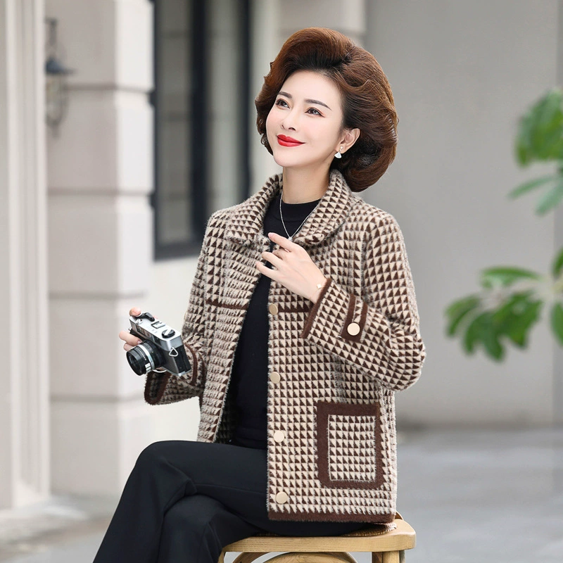 Кардиган-пальто в западном стиле для мам на осень-зиму 2025 года, двусторонний, из жаккардового клетчатого вельвета под норку, свободного кроя, с отложным воротником