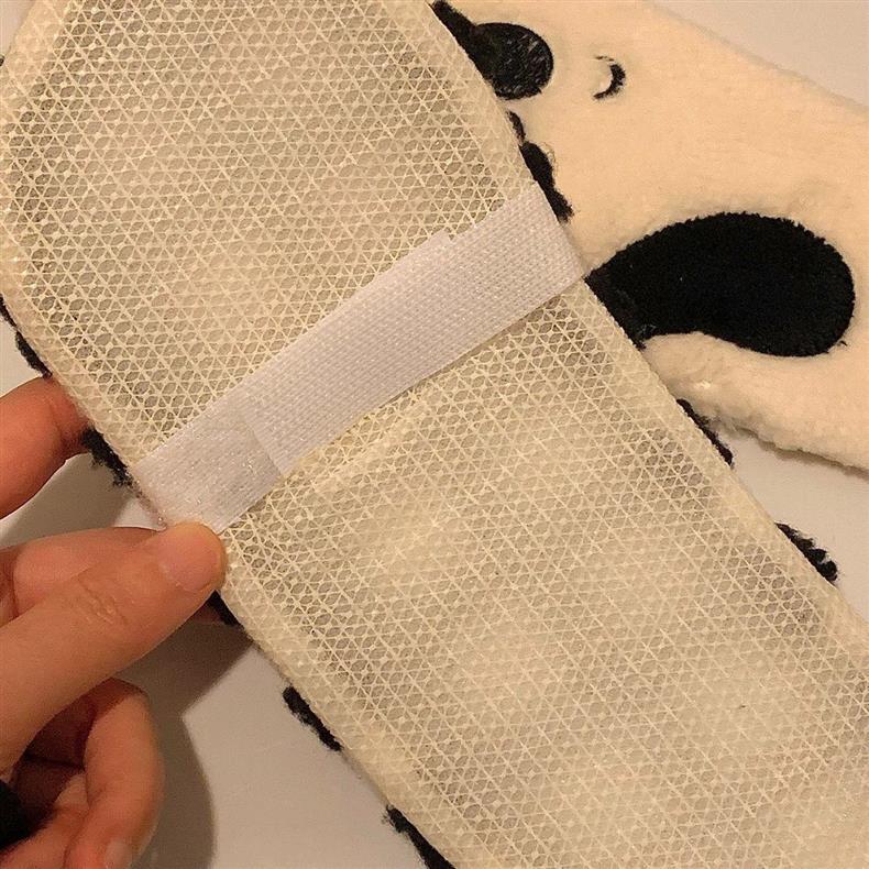 Toilet seat cushion, suitable for all seasons, winter toilet seat adhesive, autumn and winter thickened plush cushion undefined